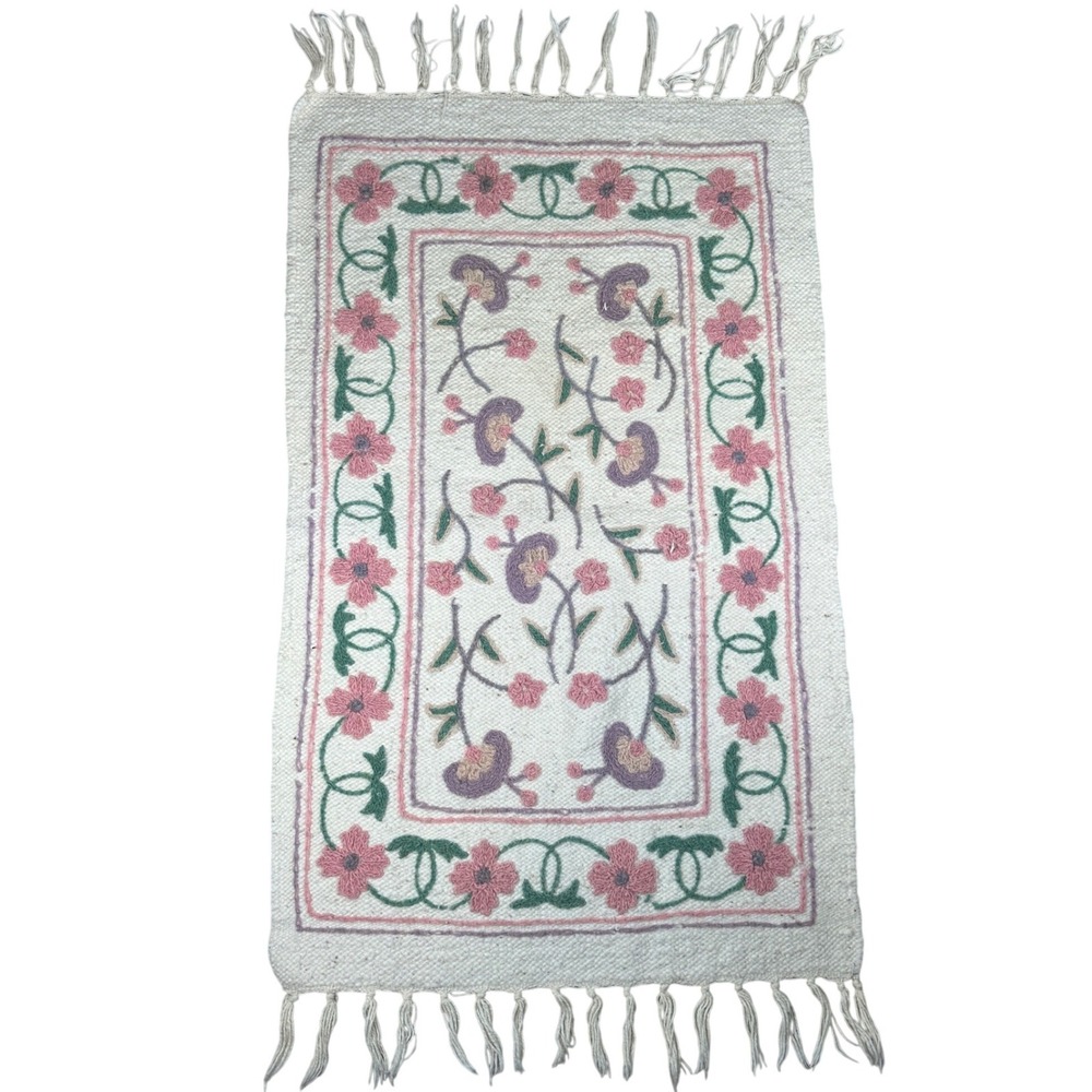 Vintage Pastel Crewel Embroidered Floral Accent Rug White Pink Purple Boho Small